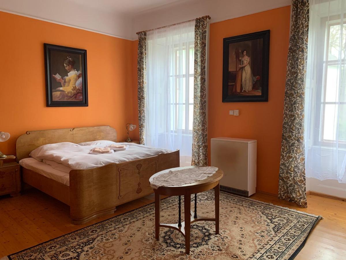 Zamek Jindrichovice Hotel Kolinec Buitenkant foto